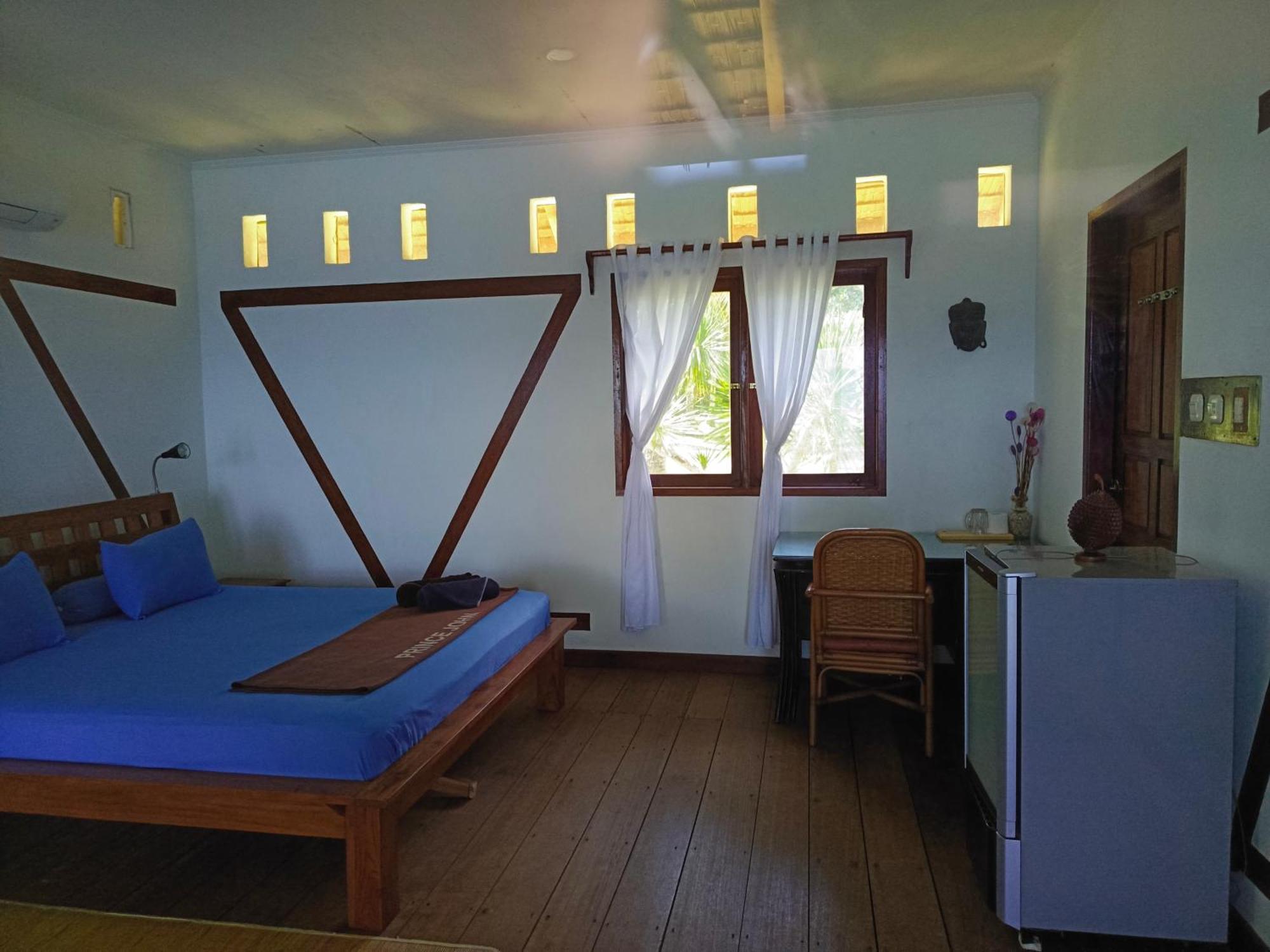 Prince John Dive Resort Donggala ภายนอก รูปภาพ