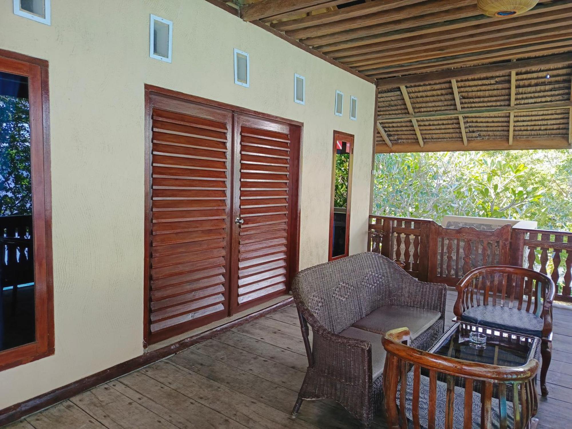 Prince John Dive Resort Donggala ภายนอก รูปภาพ